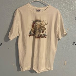 Vintage style YellowStone National Park Tshirt